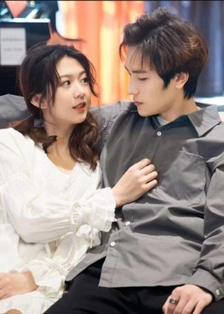 午夜视频在线观看免费观看